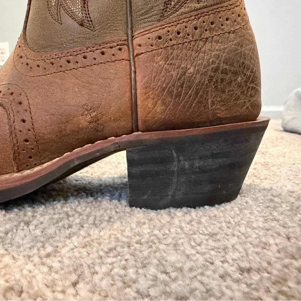 Ariat Mens (or Womens) Tan/Brown Western Cowboy Boots Size US 8EE Style 10002230 - Picture 4 of 16